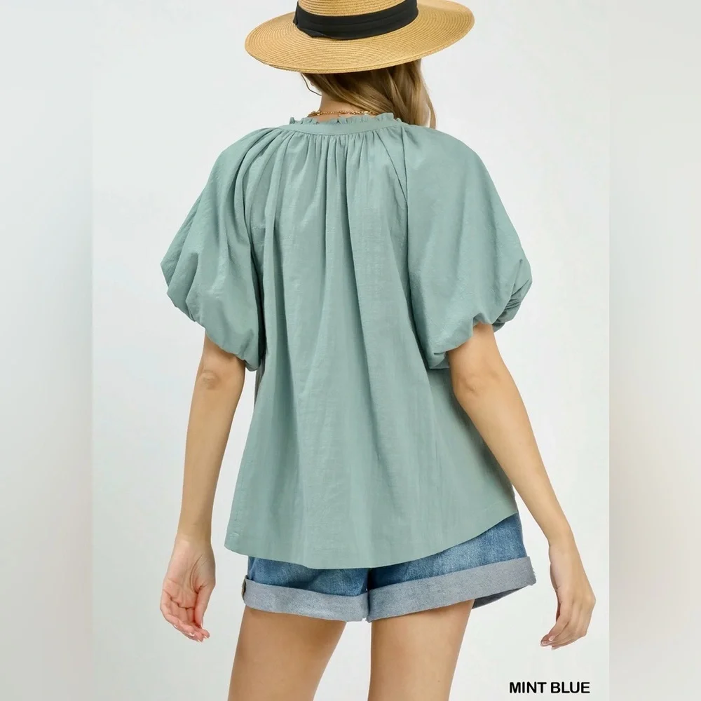 ♥️ Hello Gorgeous! Umgee Lace Inset Puff Sleeve Boho Blouse - Mint Blue